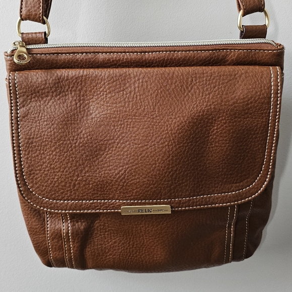 RELIC Pebbled Brown Leather Women's Crossbody, Shoulder Bag, Purse - Picture 1 of 10